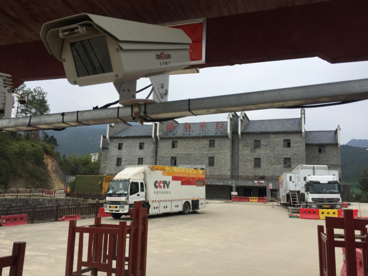 雷锋网 | yp街机·电子游戏人脸识别技术助力央视春晚会场安保